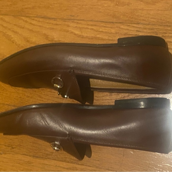 Gucci women’s Jordaan Sweet  Chestnut Leather Slip-On Loafers - Picture 6 of 10